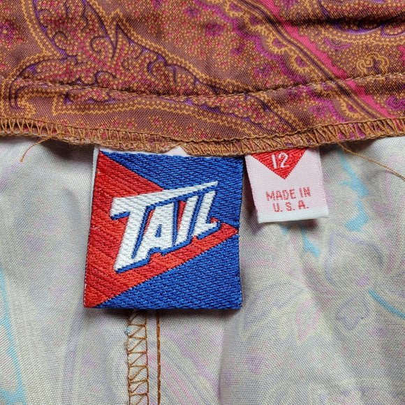 Vintage USA Made Boho Paisley Floral Pleated Bermuda Shorts - Picture 9 of 14